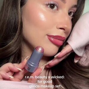 R.e.m. Beauty x Wicked For Good Glinda All Over Glow Stick from Set NEW